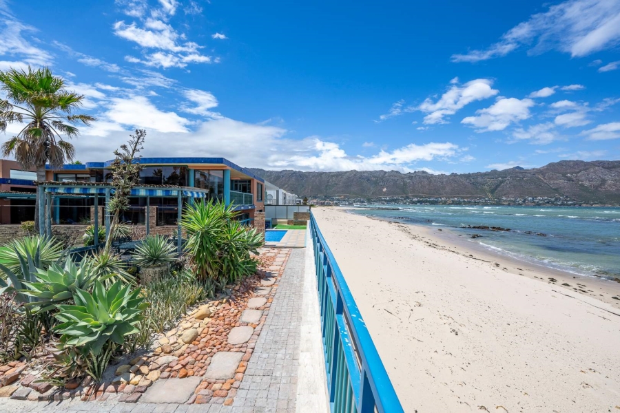 4 Bedroom Property for Sale in Gordons Bay Western Cape